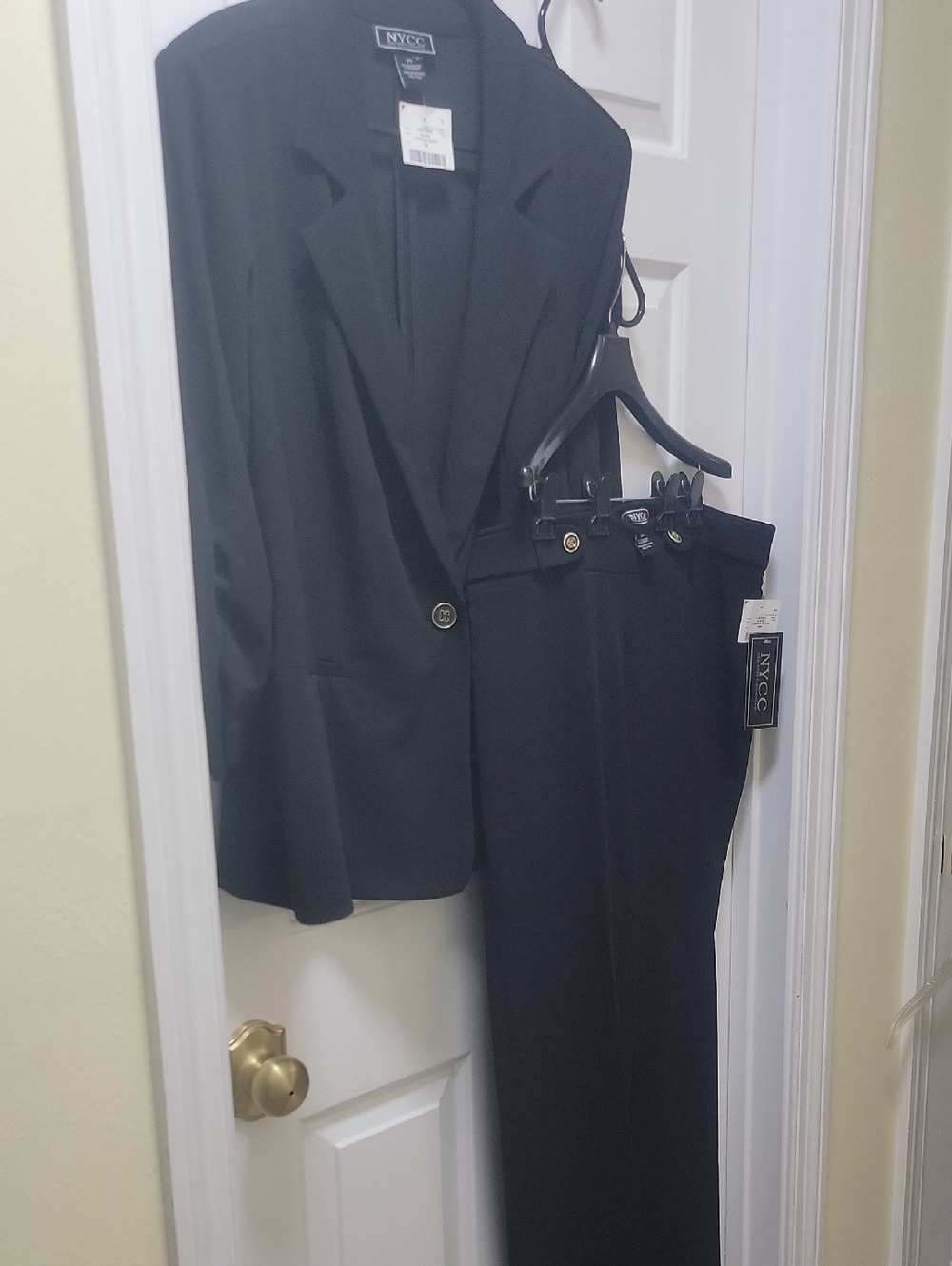 New York & Co. Black Women's Pantsuit - Tailored Blazer (2XL) & Trousers (18W)